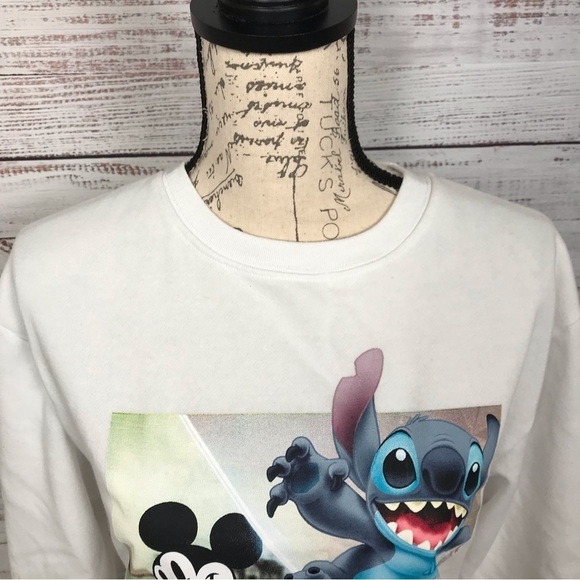 Disney stitch cartoon size small white crewneck sweater - Picture 2 of 7